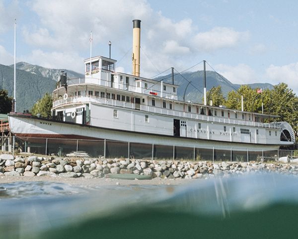 SS MOYIE ATTRACTION